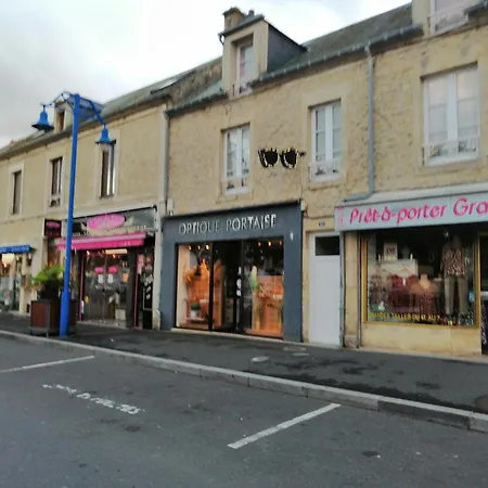 Apartmán Beautiful Flat Near The Port-en-Bessin-Huppain